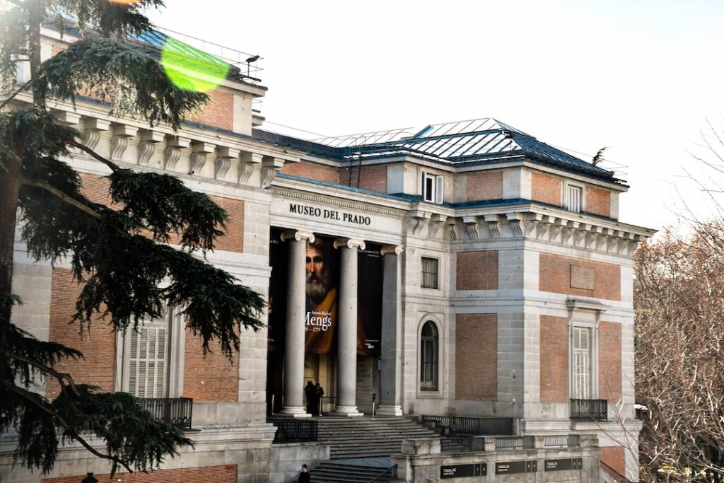 Muzeul Prado din Madrid, unul dintre cele mai importante muzee de artă din Spania
