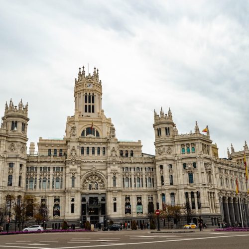 Palacio de Cibeles din Madrid, una dintre cele mai frumoase clădiri emblematice ale capitalei Spaniei